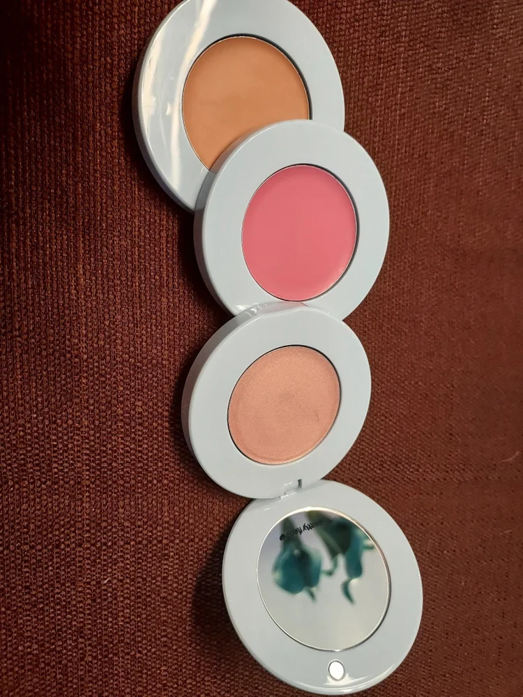 ALLEYOOP Stack the Odds compact cream blush, bronzer and highlighter